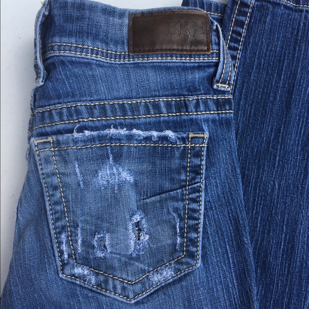 Buckle jeans